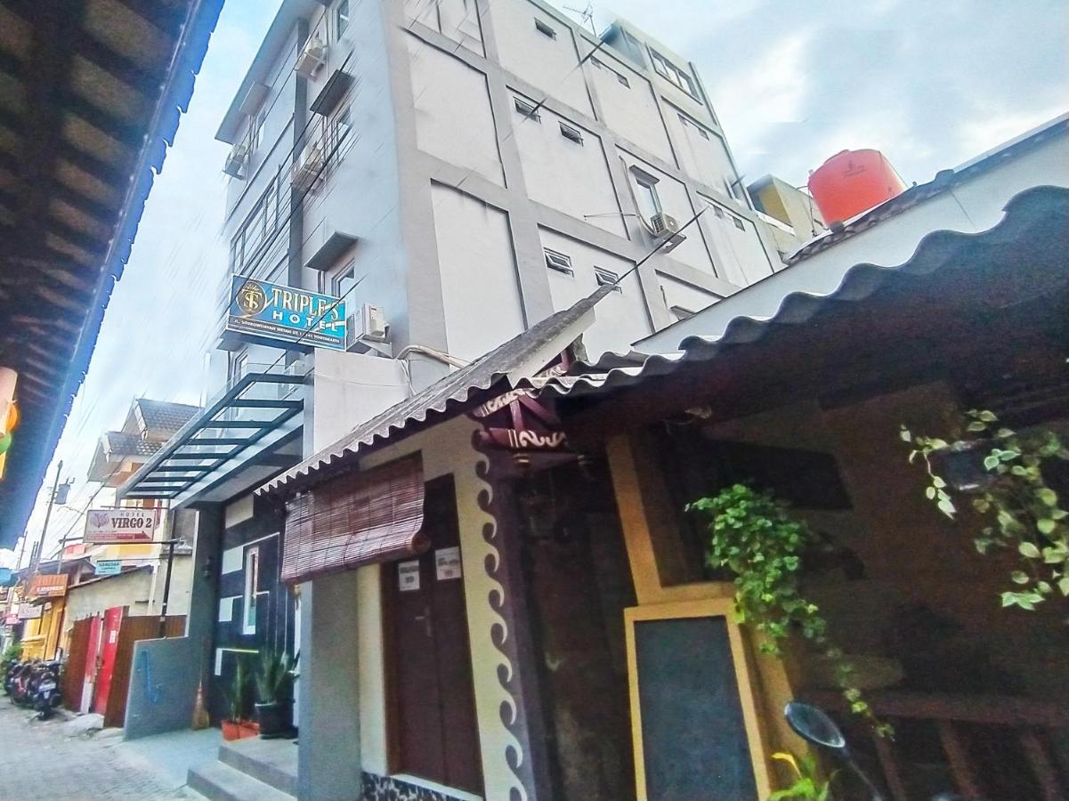 Oyo 91686 Triple S Hotel Malioboro Yogyakarta Exteriör bild